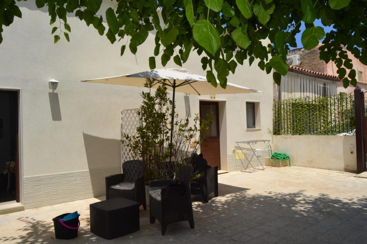 Casacecilia Relax Hotel Сиракуза Екстериор снимка